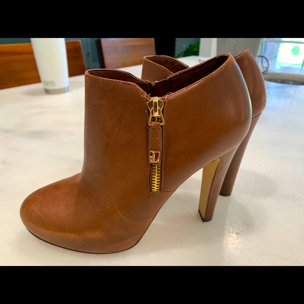 Nine West camel leather platform booties